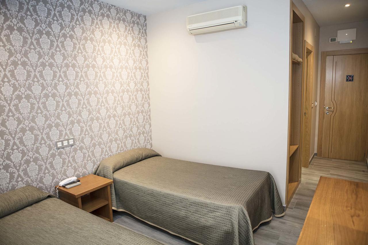Hotel 시만카스 외부 사진